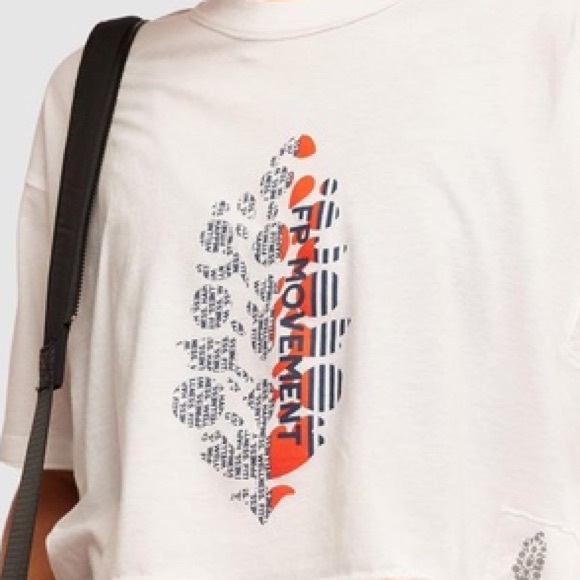 FP MOVEMENT Inspire Buti Logo Tee White NWT - Picture 4 of 8